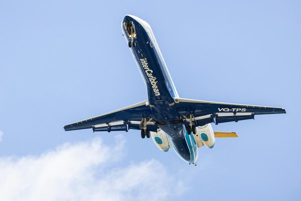 Maîtrisez vos déplacements professionnels en avion à moindres coûts